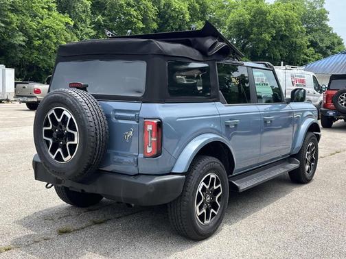 Azure Gray Metallic 2025 Ford Bronco Outer Banks