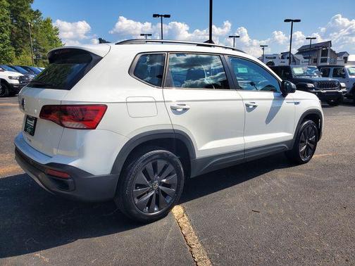 2022 Volkswagen Taos 1.5T S