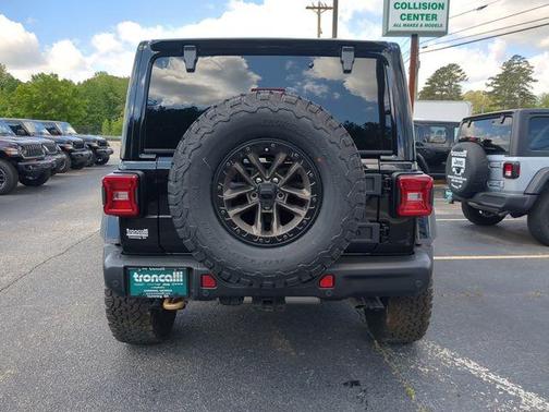 2025 Jeep Wrangler Rubicon 392