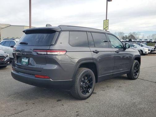2025 Jeep Grand Cherokee L Laredo