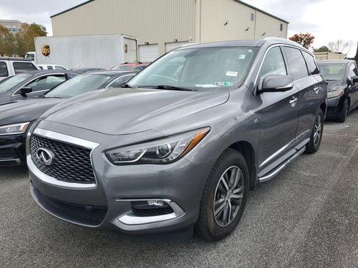 2017 INFINITI QX60 Base