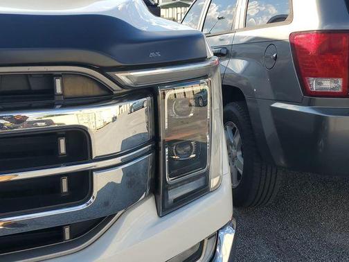 White Metallic 2021 Ford F-150 Lariat