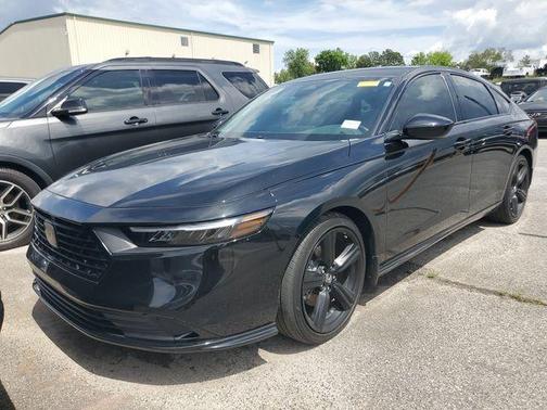 Crystal Black Pearl 2024 Honda Accord Hybrid Sport-L