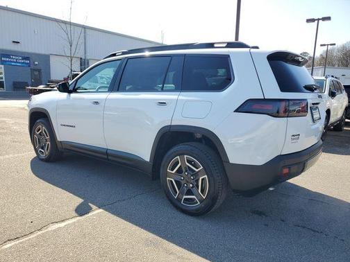 2026 Jeep Cherokee LAREDO/LIMITED