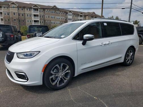 2026 Chrysler Pacifica Pinnacle