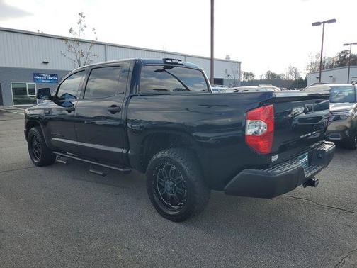 2018 Toyota Tundra SR5