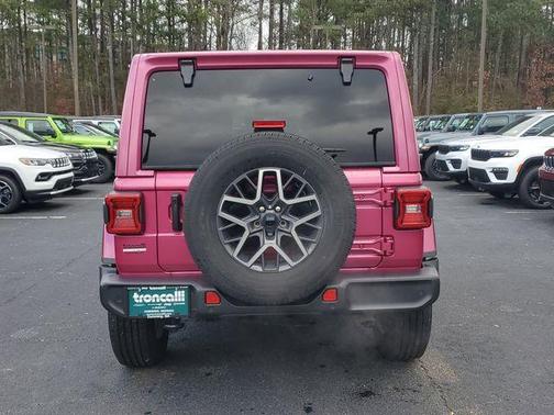 2024 Jeep Wrangler Sahara