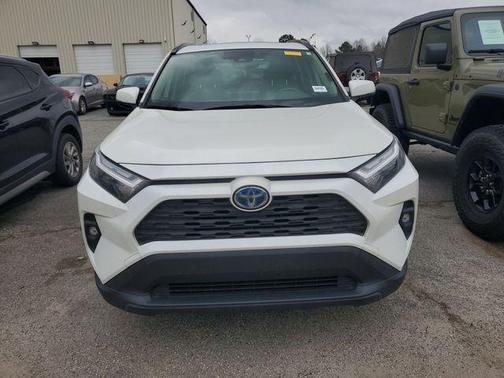2022 Toyota RAV4 Hybrid XLE Premium