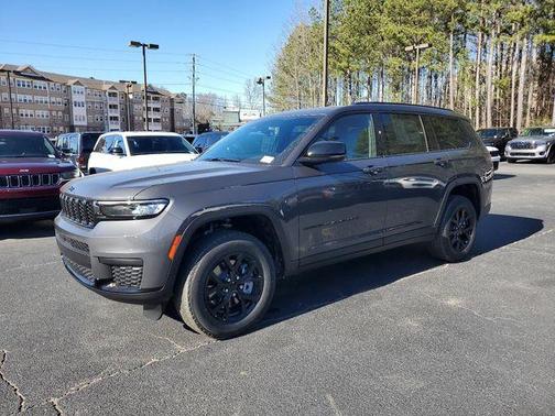 2025 Jeep Grand Cherokee L Laredo