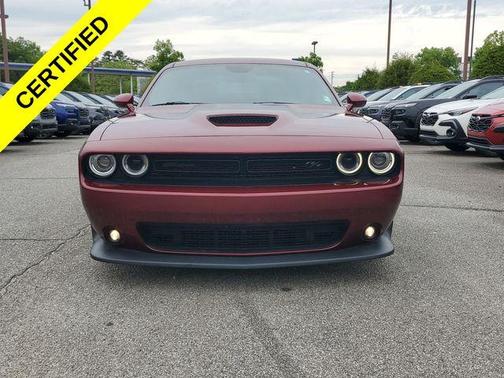 Pearl 2020 Dodge Challenger R/T