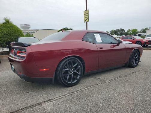 Pearl 2020 Dodge Challenger R/T