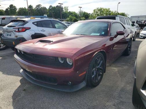 Pearl 2020 Dodge Challenger R/T