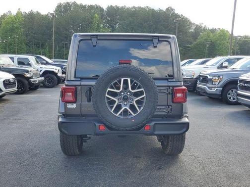 2025 Jeep Wrangler Sahara