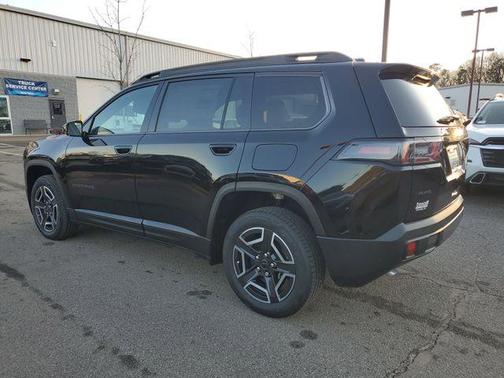 2026 Jeep Cherokee LAREDO/LIMITED