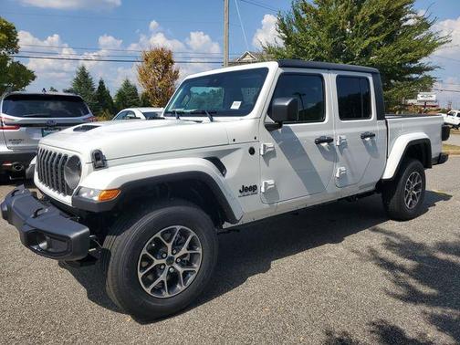 2025 Jeep Gladiator Sport