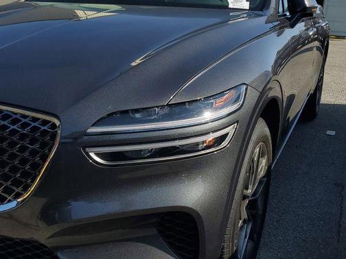 2022 Genesis GV70 2.5T