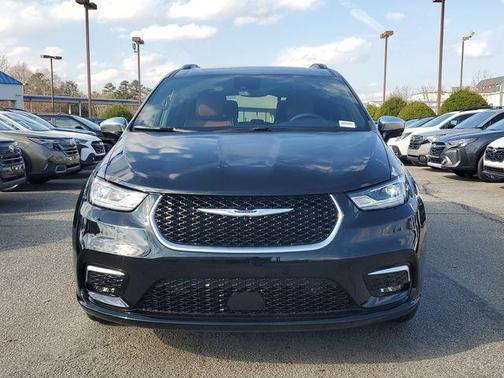 2026 Chrysler Pacifica Pinnacle