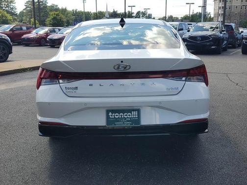 2023 Hyundai ELANTRA HEV Limited