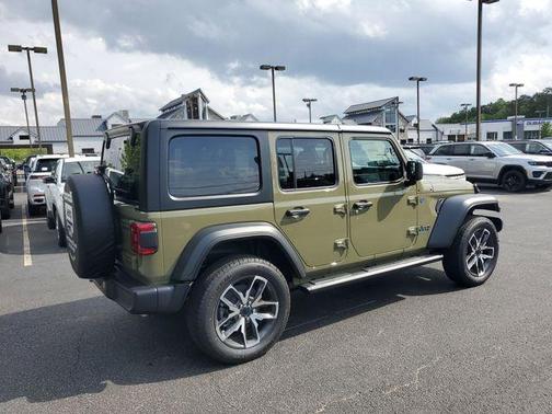 2025 Jeep Wrangler 4xe Sport