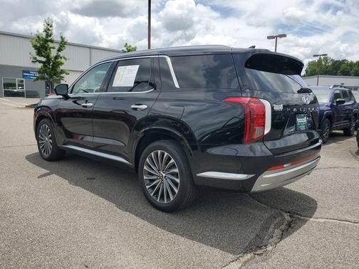 Black 2024 Hyundai PALISADE Calligraphy