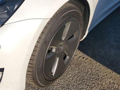 Pearl White Multi 2021 Tesla Model 3 Standard Range Plus