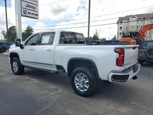 2024 Chevrolet Silverado 3500 High Country