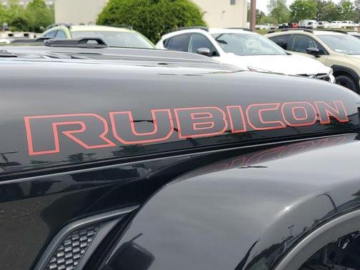 Black Clearcoat 2023 Jeep Wrangler Rubicon