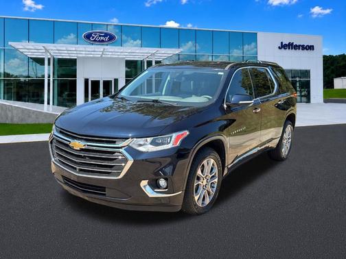 Midnight Blue Metallic 2020 Chevrolet Traverse Premier
