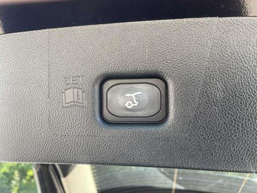 Black Metallic 2023 Lincoln Nautilus Standard