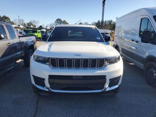 2025 Jeep Grand Cherokee L Laredo