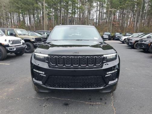 2025 Jeep Grand Cherokee Summit