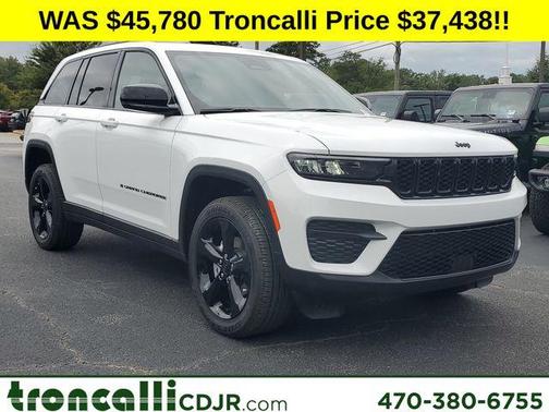 2025 Jeep Grand Cherokee Laredo