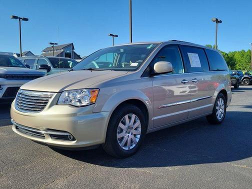 Sandstone 2016 Chrysler Town & Country Touring