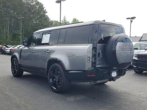 2024 Land Rover Defender P400 X
