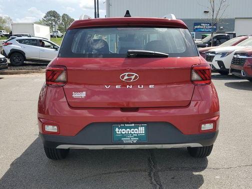 2020 Hyundai VENUE SEL