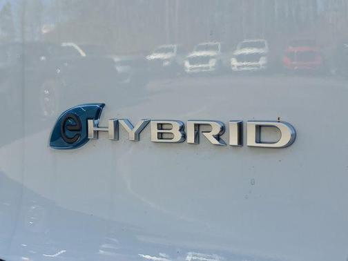 2025 Chrysler Pacifica Hybrid Pinnacle