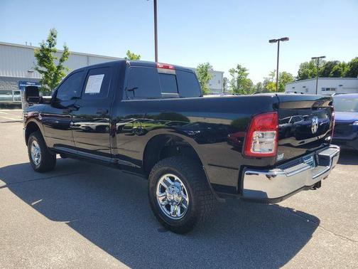 Diamond Black 2024 RAM 3500 Tradesman