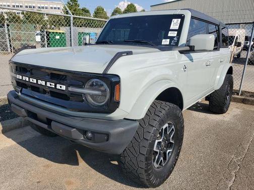 2023 Ford Bronco Outer Banks
