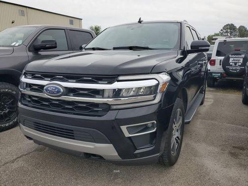 Black 2022 Ford Expedition Limited
