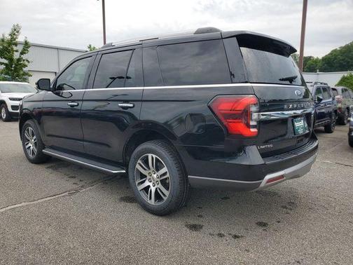 Black 2022 Ford Expedition Limited