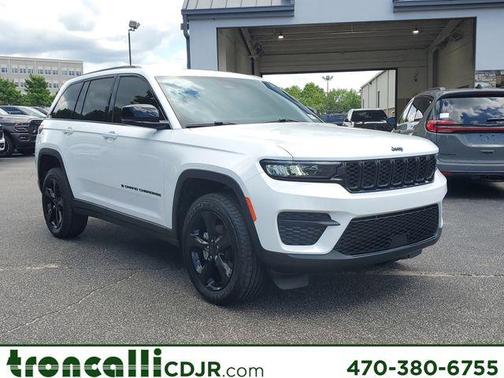 2022 Jeep Grand Cherokee Altitude