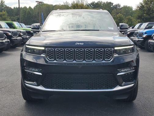 2025 Jeep Grand Cherokee Summit