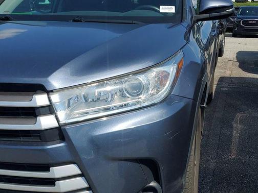 2018 Toyota Highlander LE