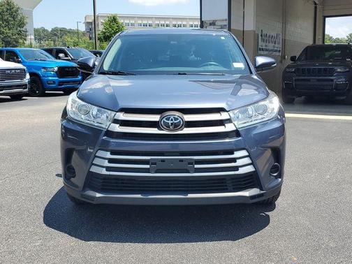2018 Toyota Highlander LE