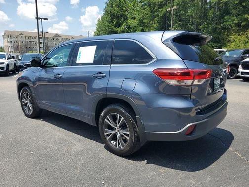 2018 Toyota Highlander LE
