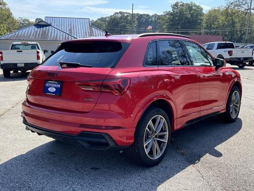 2022 Audi Q3 45 S line Premium