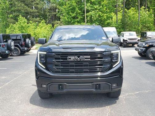 2022 GMC Sierra 1500 Elevation