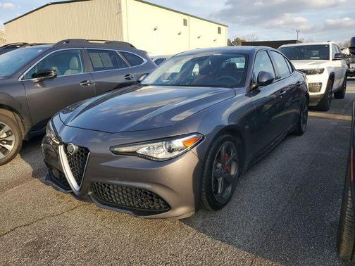 2017 Alfa Romeo Giulia Base