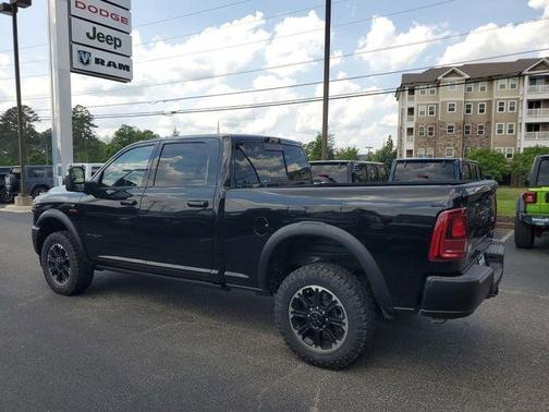 2025 RAM 2500 Rebel/Power Wagon