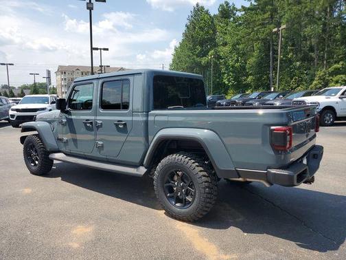 2025 Jeep Gladiator Sport